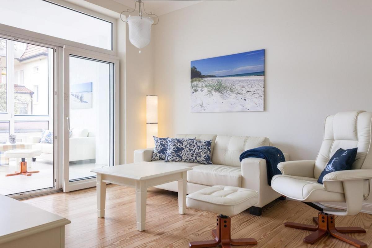 Apartment & Thiess *