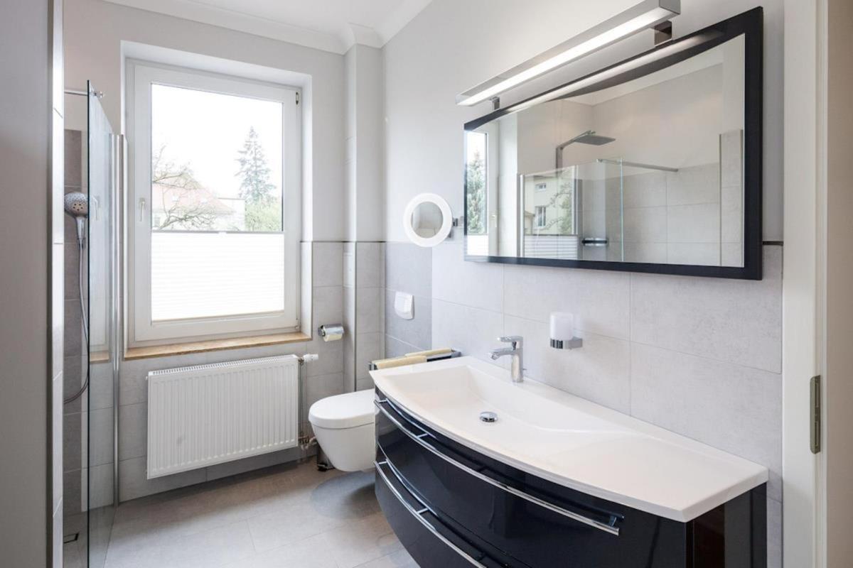 & Thiess Apartment *