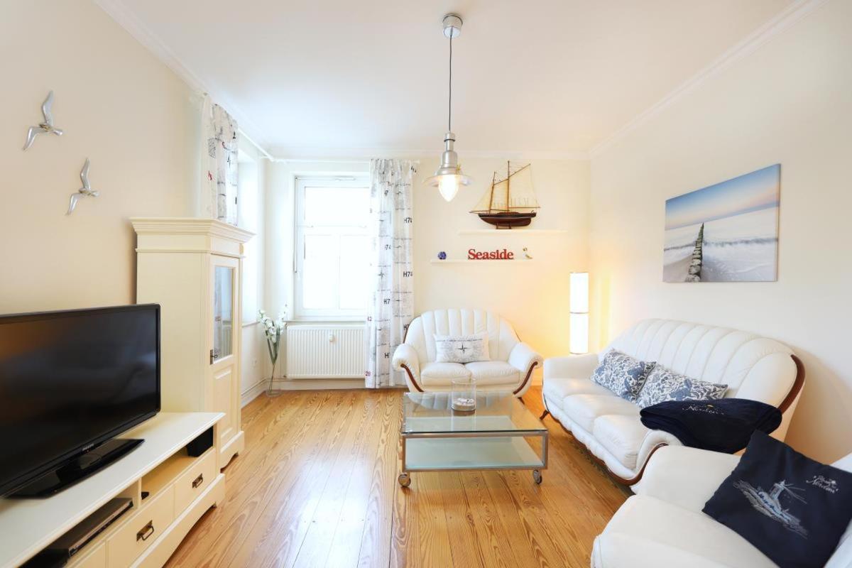 Apartment & Thiess